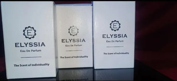 Google review for Elyssia Perfumes